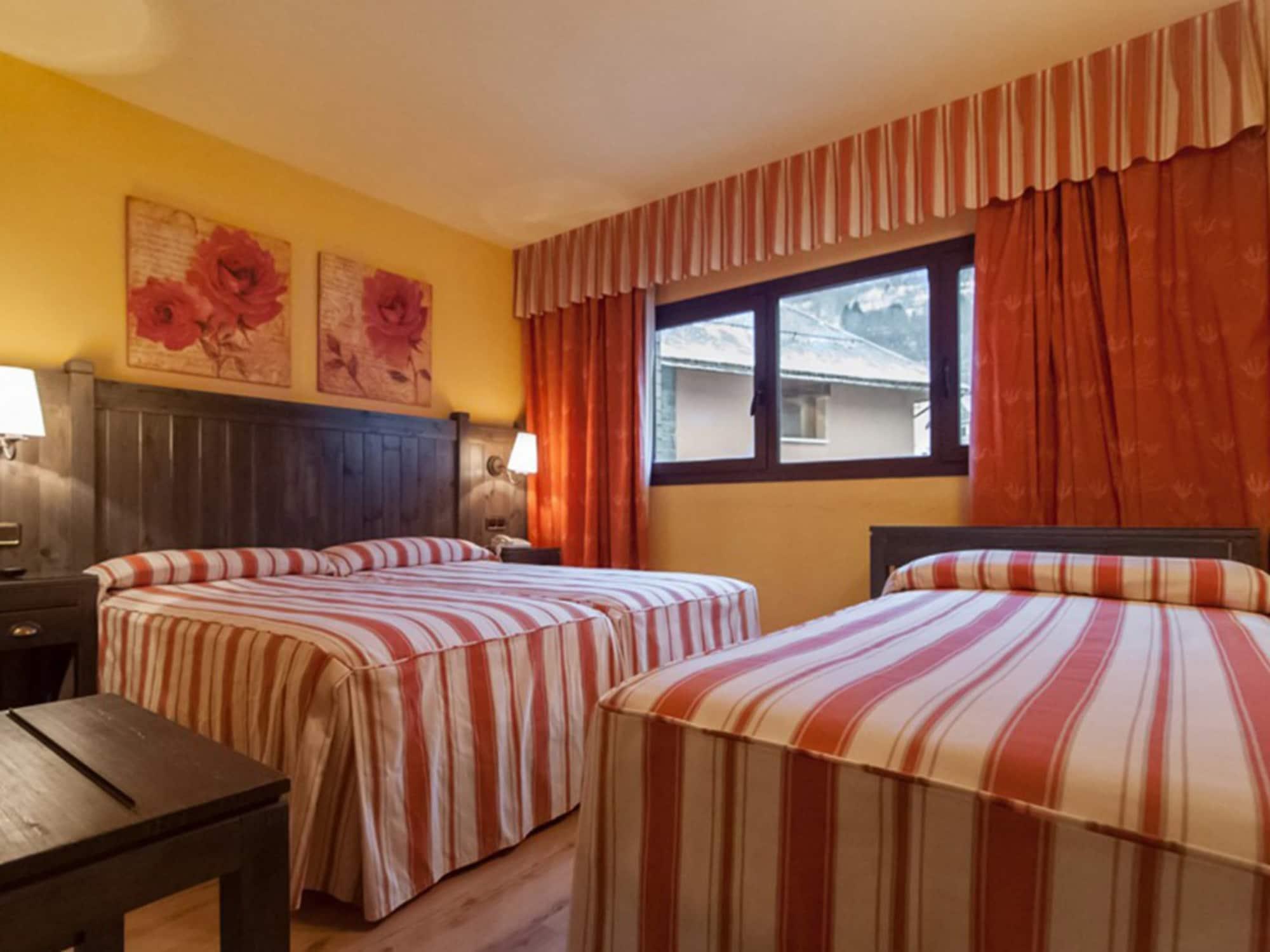 Hotel Viella Exterior photo